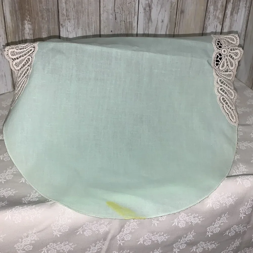 Vintage table‎ linens placemats and napkins Set of Four